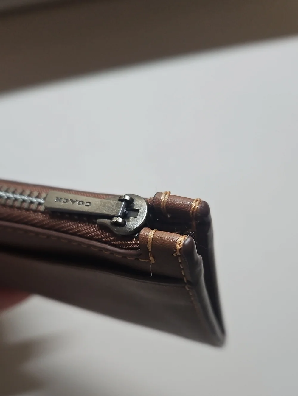 Coach Slim Zip Card Holder